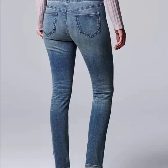 Simply Vera Wang Pull on Size 12 Blue Women's Jeans - Picture 2 of 8